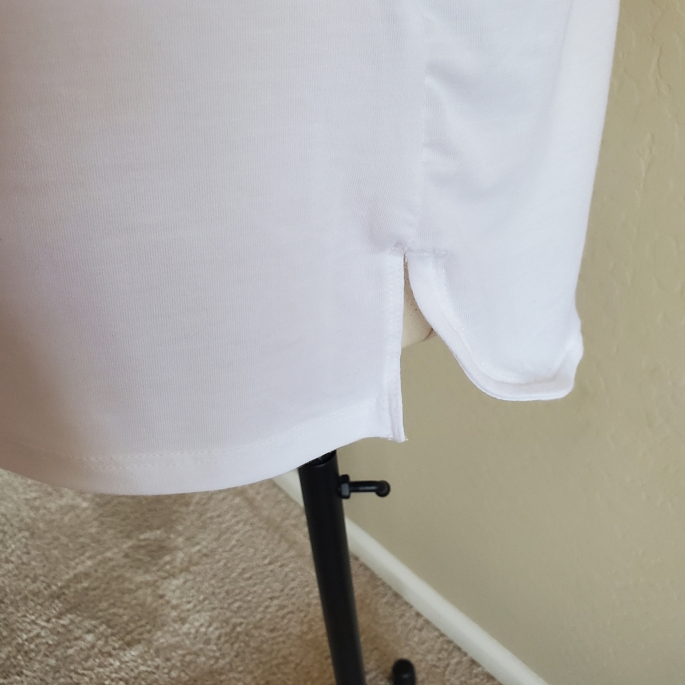 ⭐4/$20 Columbia Women's White Tank Top Medium - Picture 2 of 8